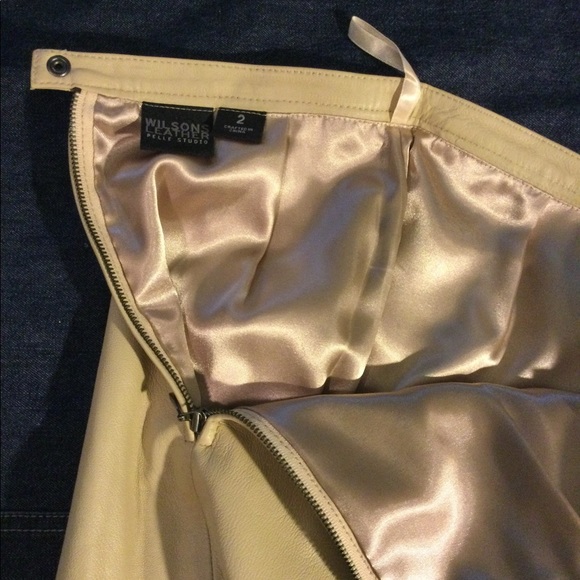 Wilson Leather tan/neutral pencil skirt - Picture 3 of 3